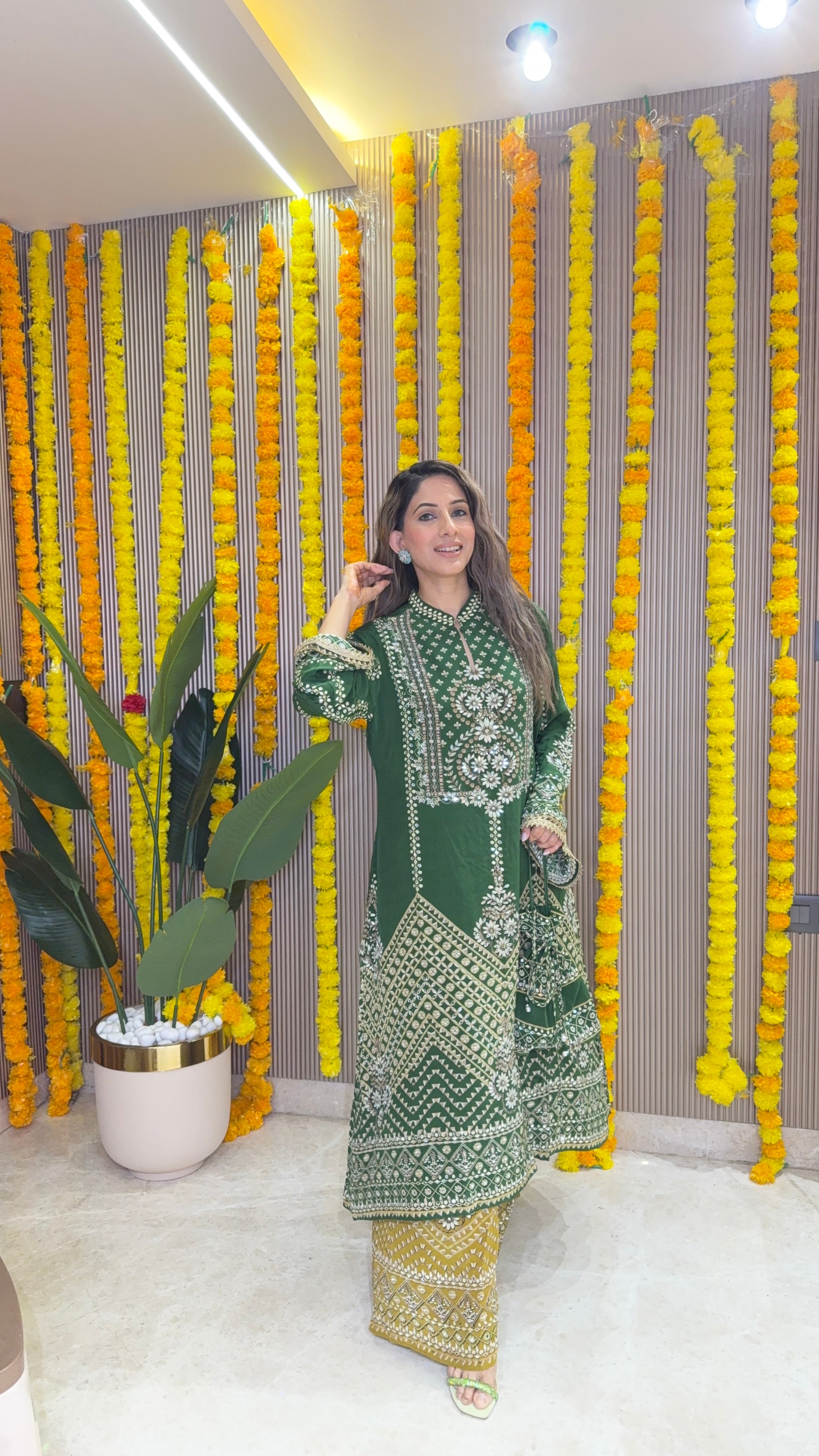 Son Chidhaiya Mustard -Green Kurta Set