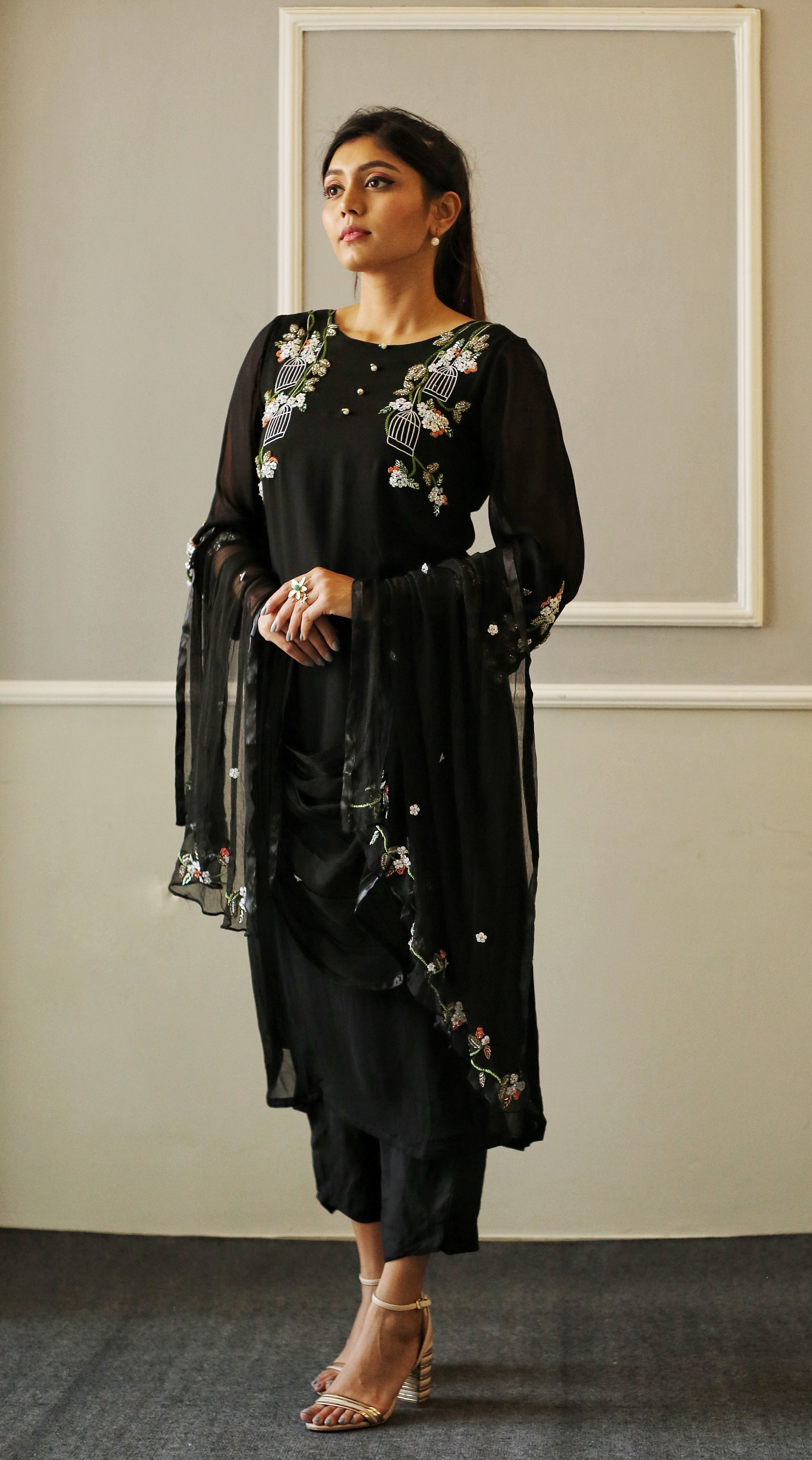 CLEARANCE SALE | MIDNIGHT BLACK STRAIGHT KURTA SET