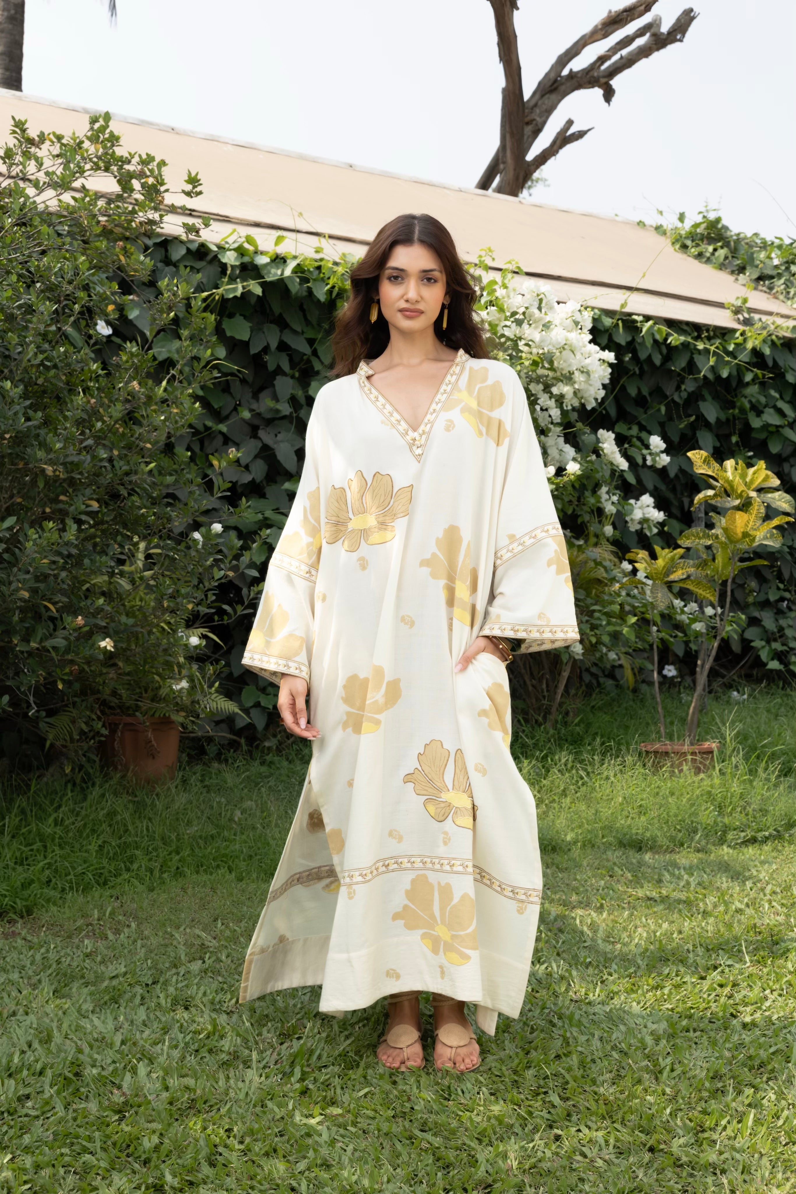 Oversized V-Neck Kaftan with Border Detail