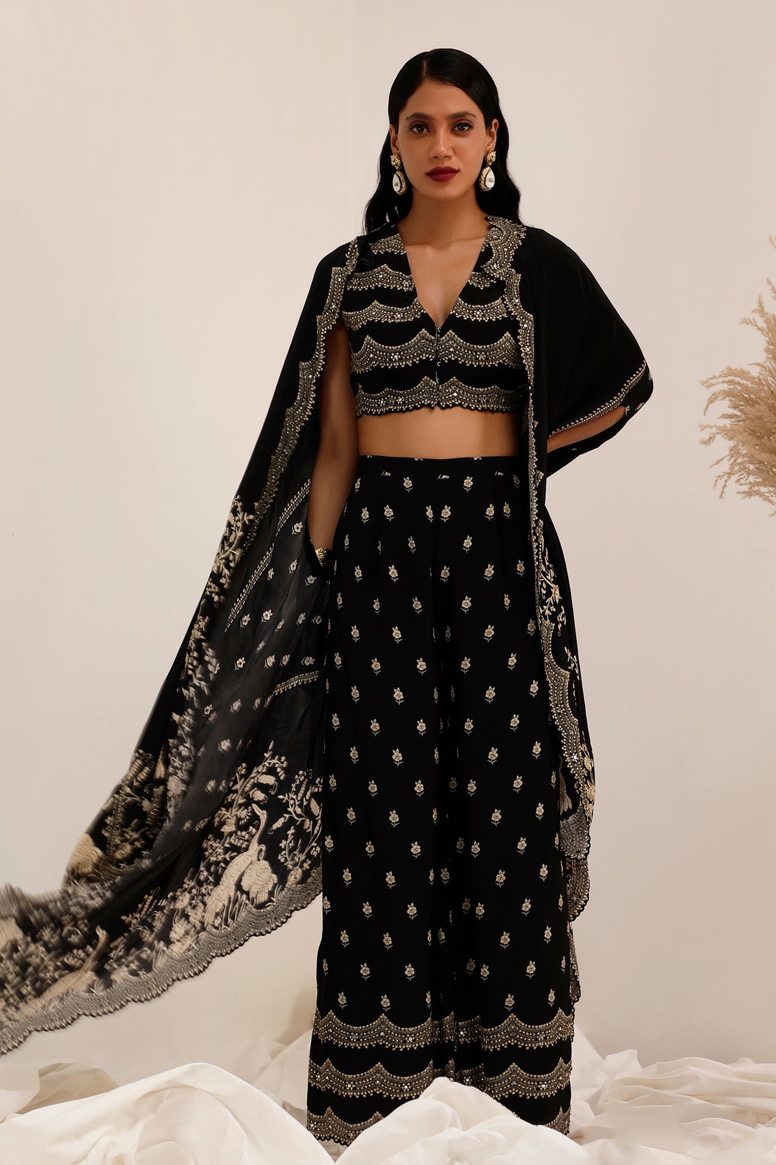 GULSHAN - CAPE SET