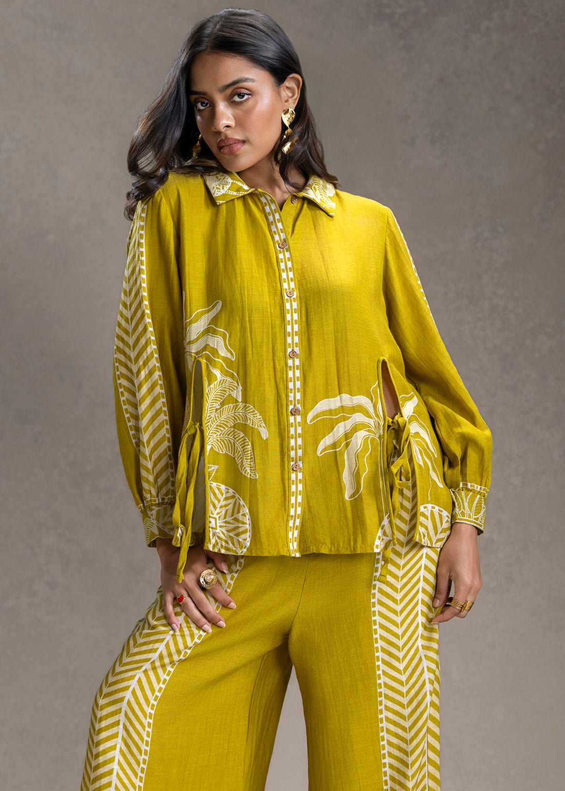 KYOMI MUSTARD PRINTED SLIT-DETAIL SHIRT AND PANTS