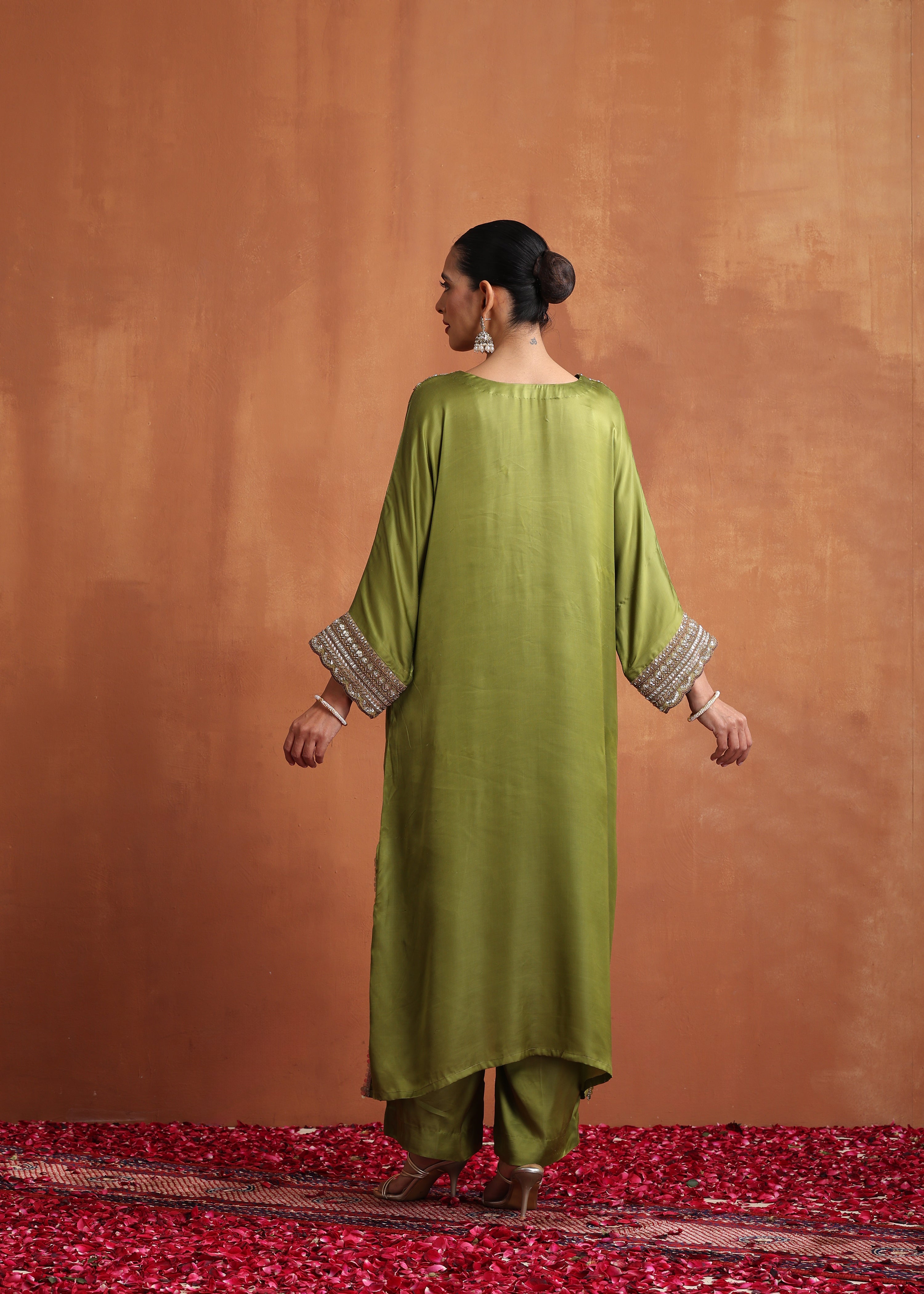 Aanchal Jain in Olive Green Hand embroidery Phiran Kurta Set