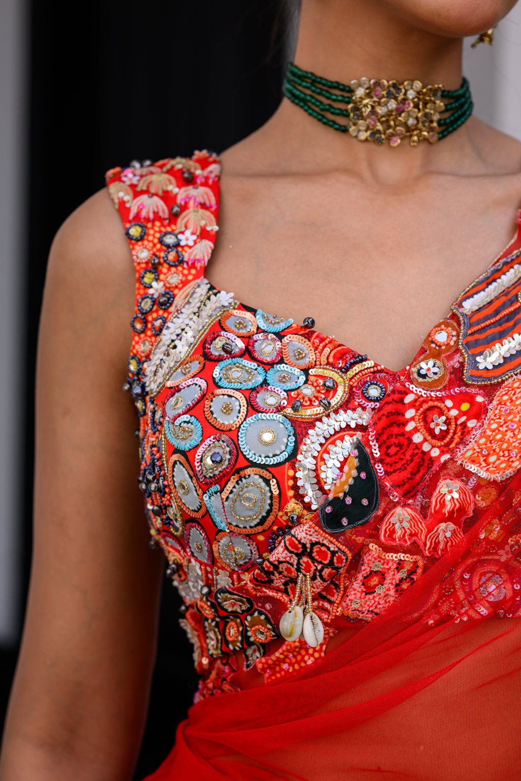 Dawn Hand Applique Saree Paidawn With Blouse