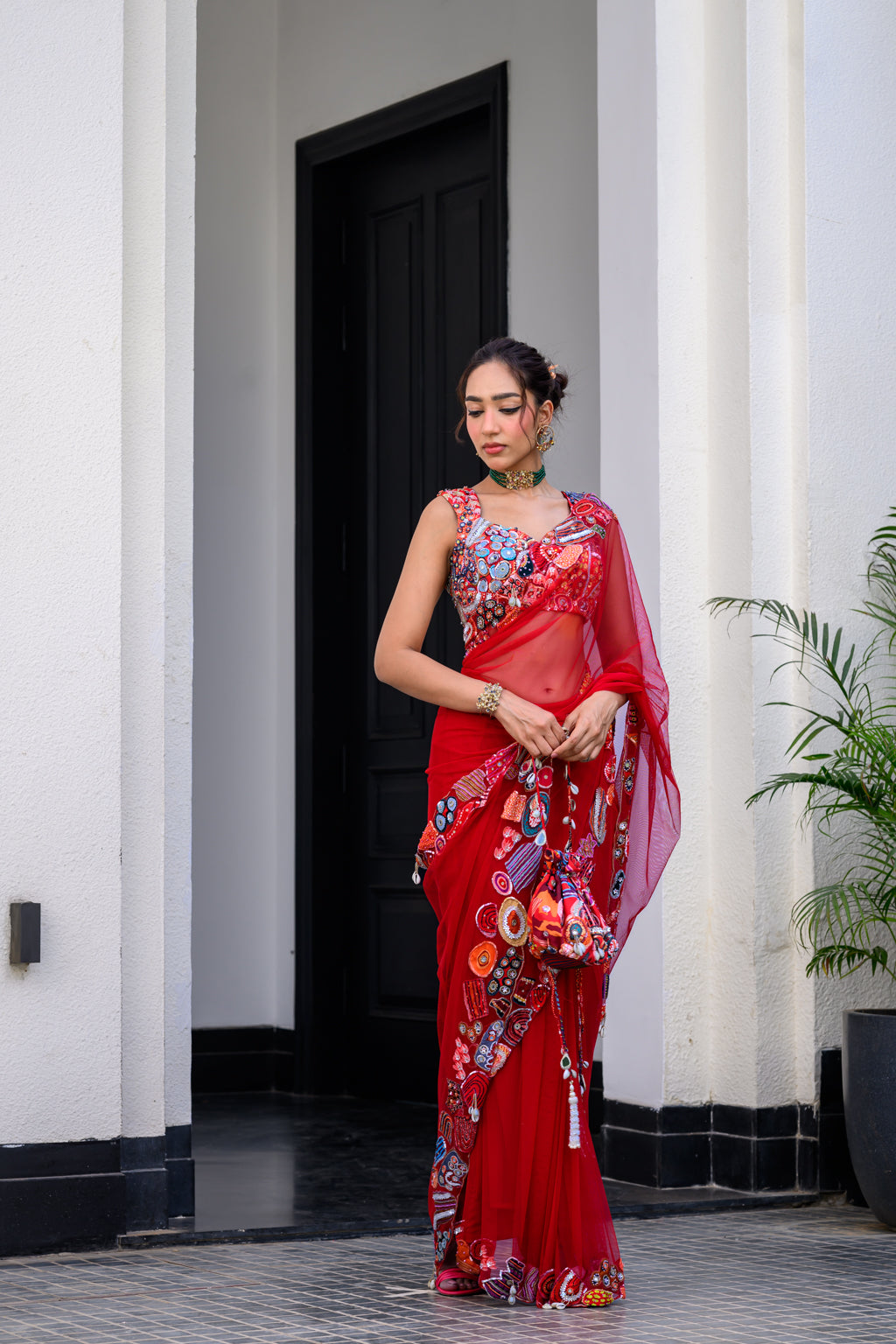 Dawn Hand Applique Saree Paidawn With Blouse