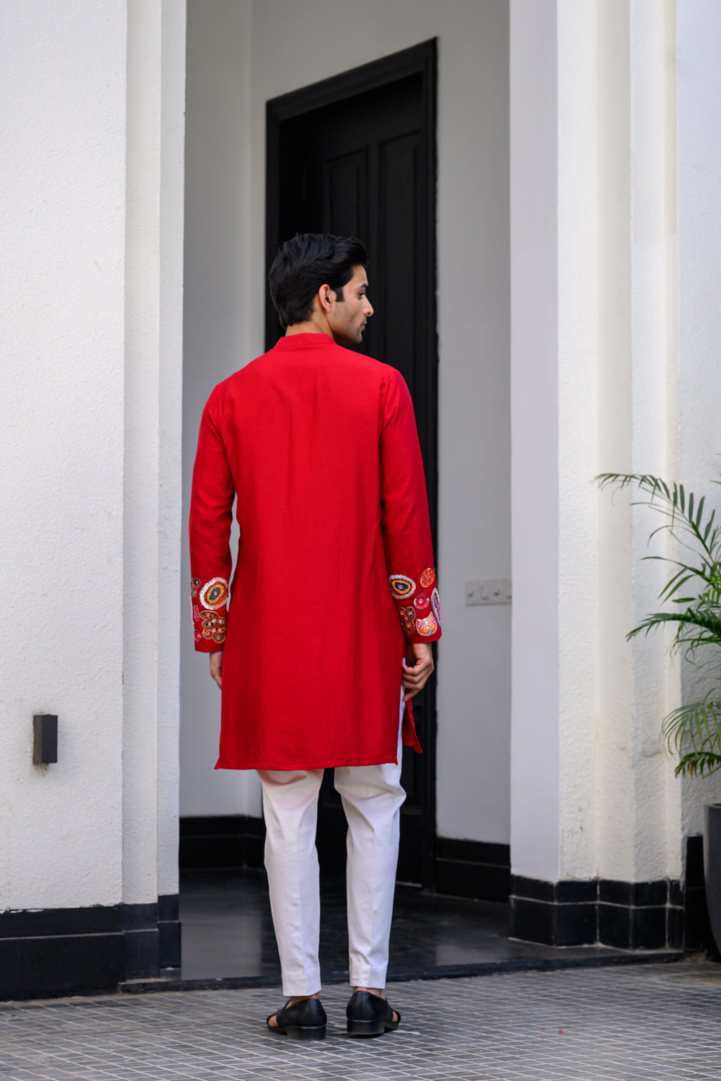 Dawn Hand Applique Kurta Paidawn With Pants