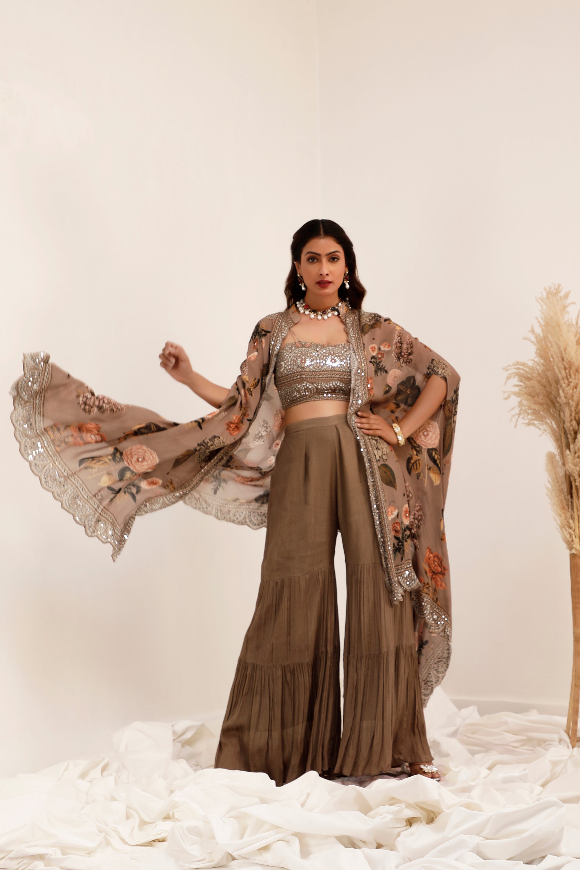 AAINA - CAPE SET