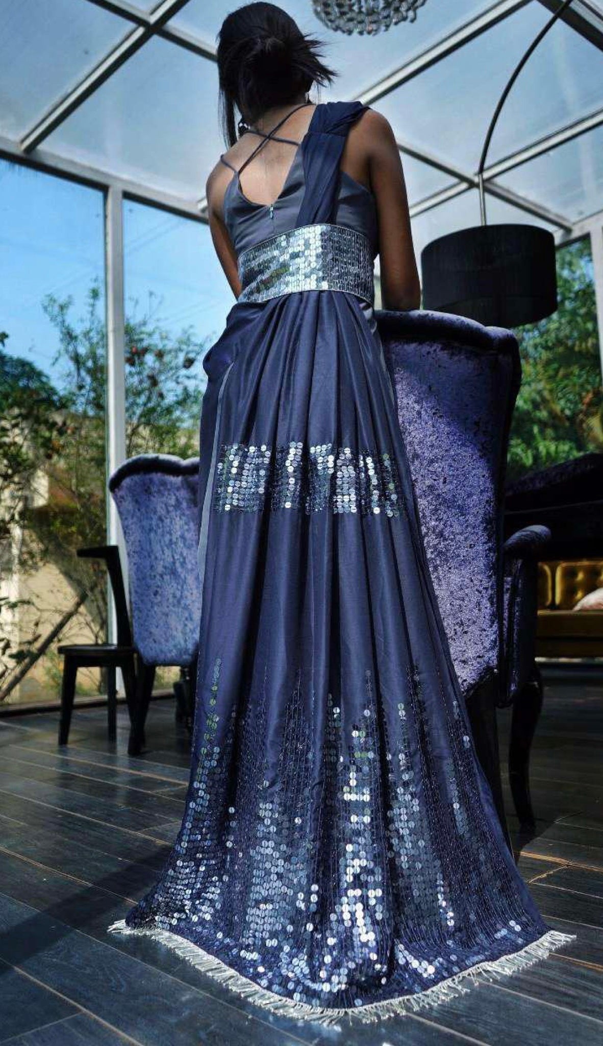 Predraped Cocktail Saree Set With Metallic Belt