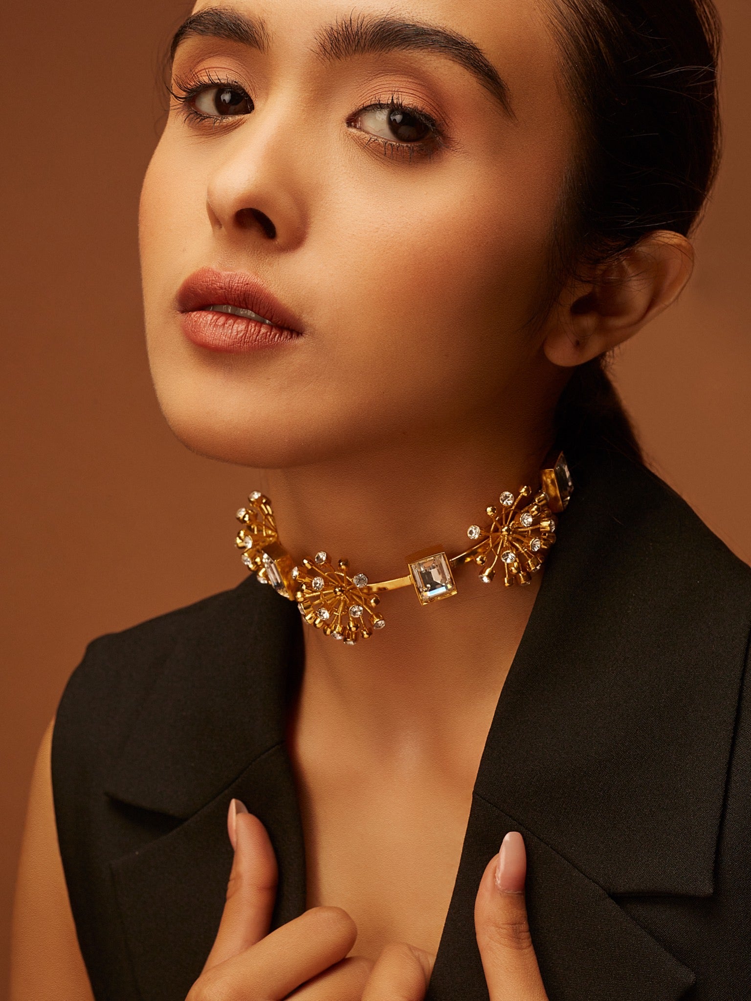 Flora Statement Choker