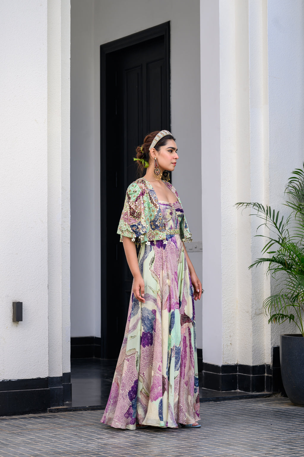 Eden Jump Suit Paidawn With Cape Jacket Set