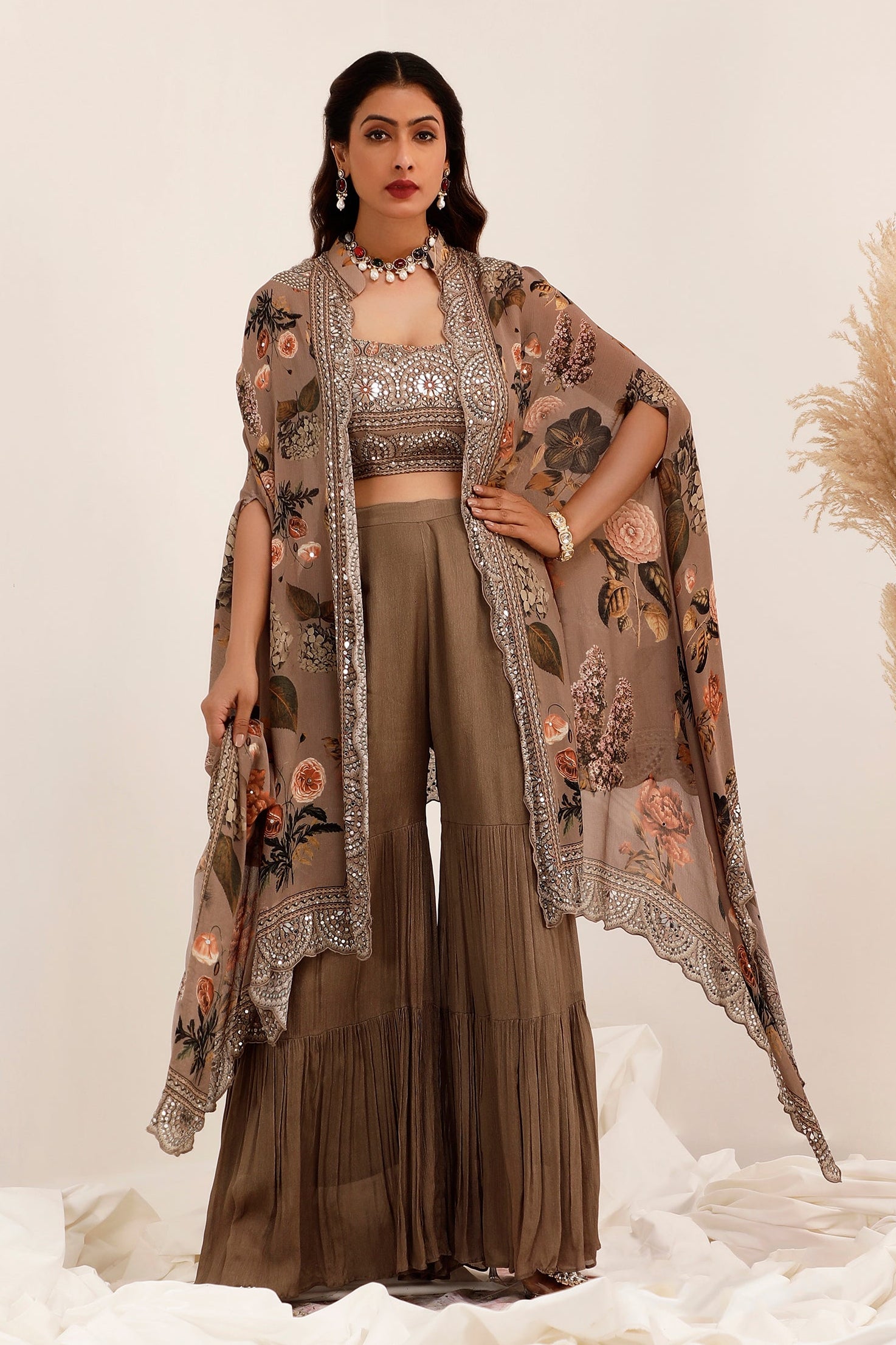 AAINA - CAPE SET
