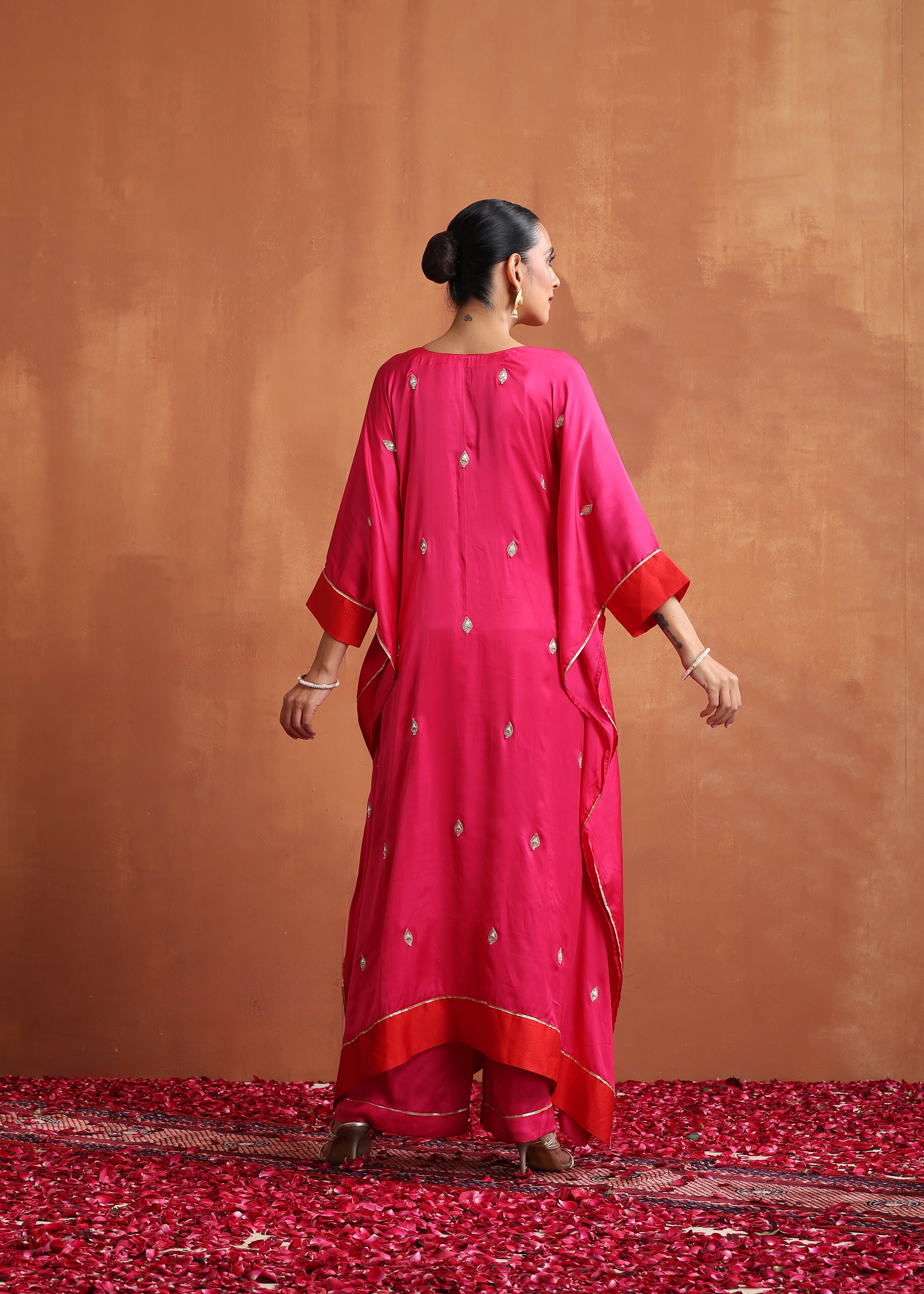 Mehr Fuchsia Pink Kaftan Set