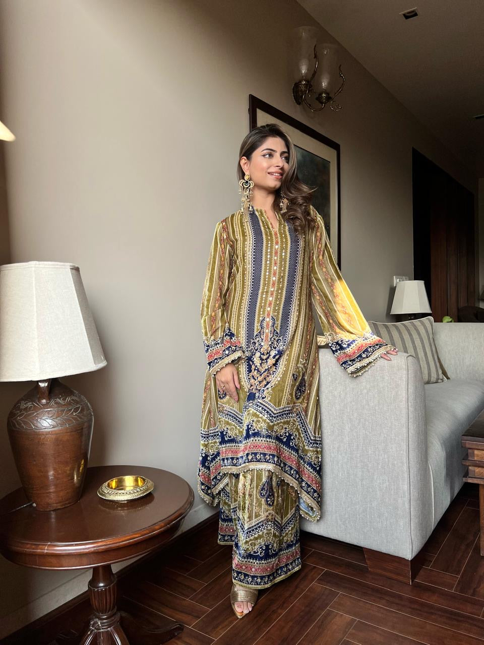 Mehar Velvet Kurta Set