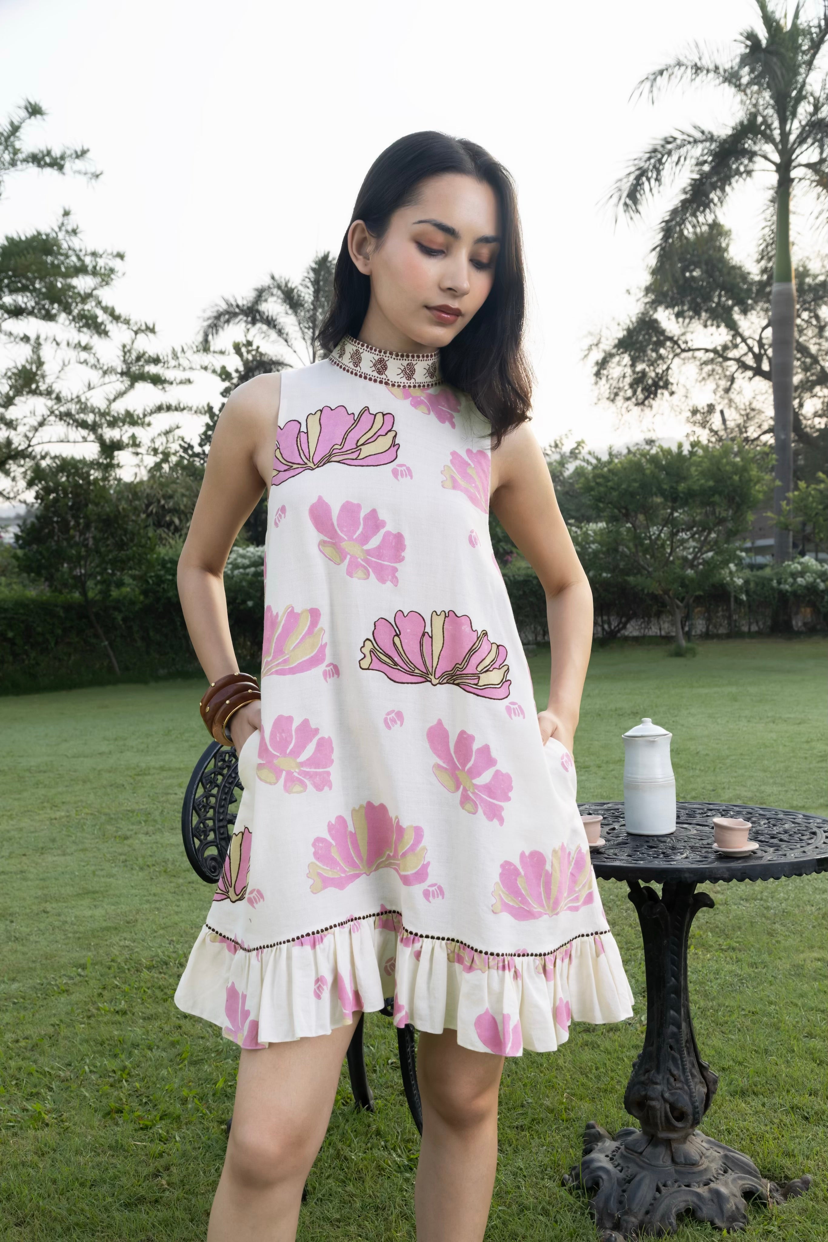 Short Dress with Back Tie-Up