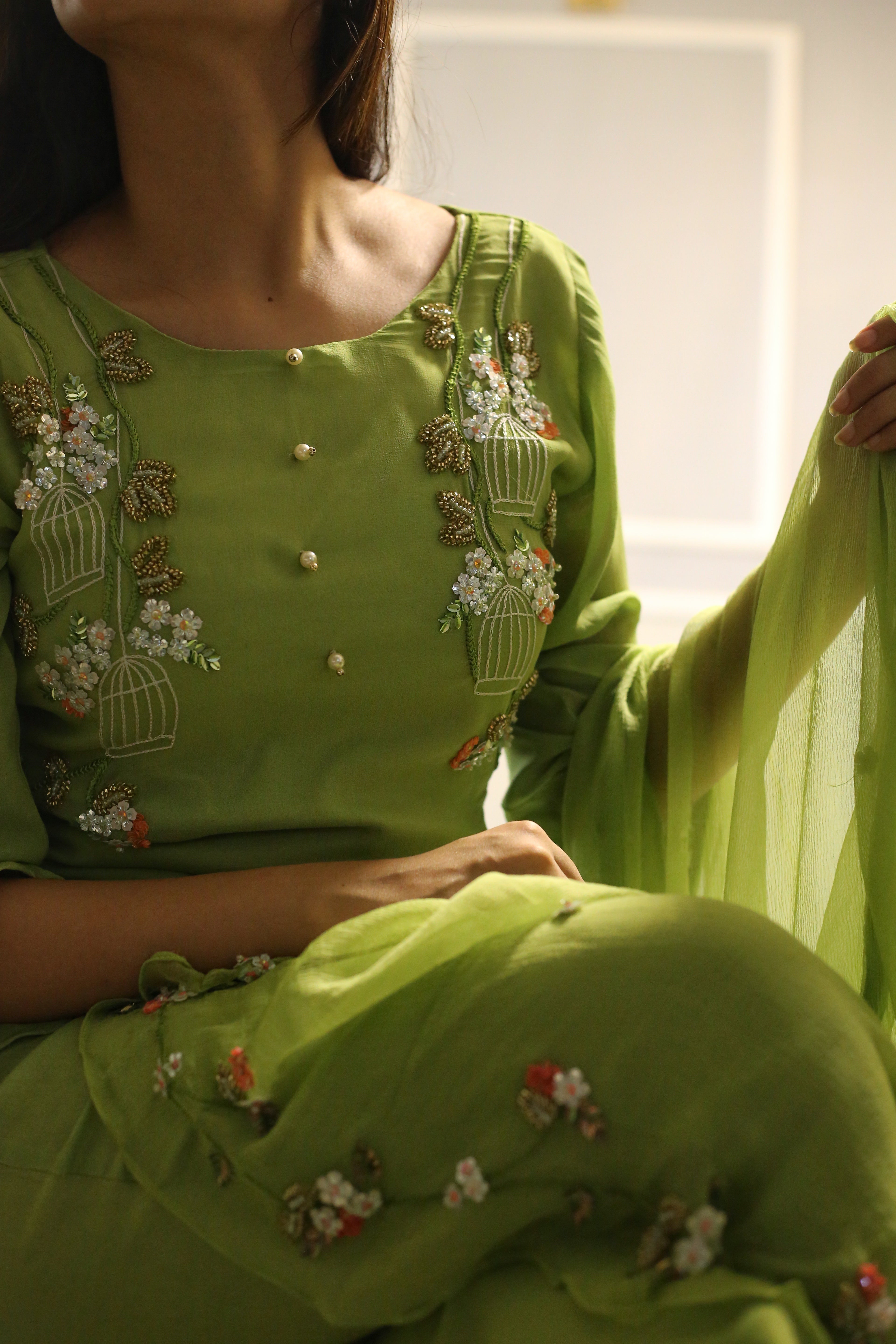 CLEARANCE SALE | PARROT GREEN STRAIGHT KURTA SET