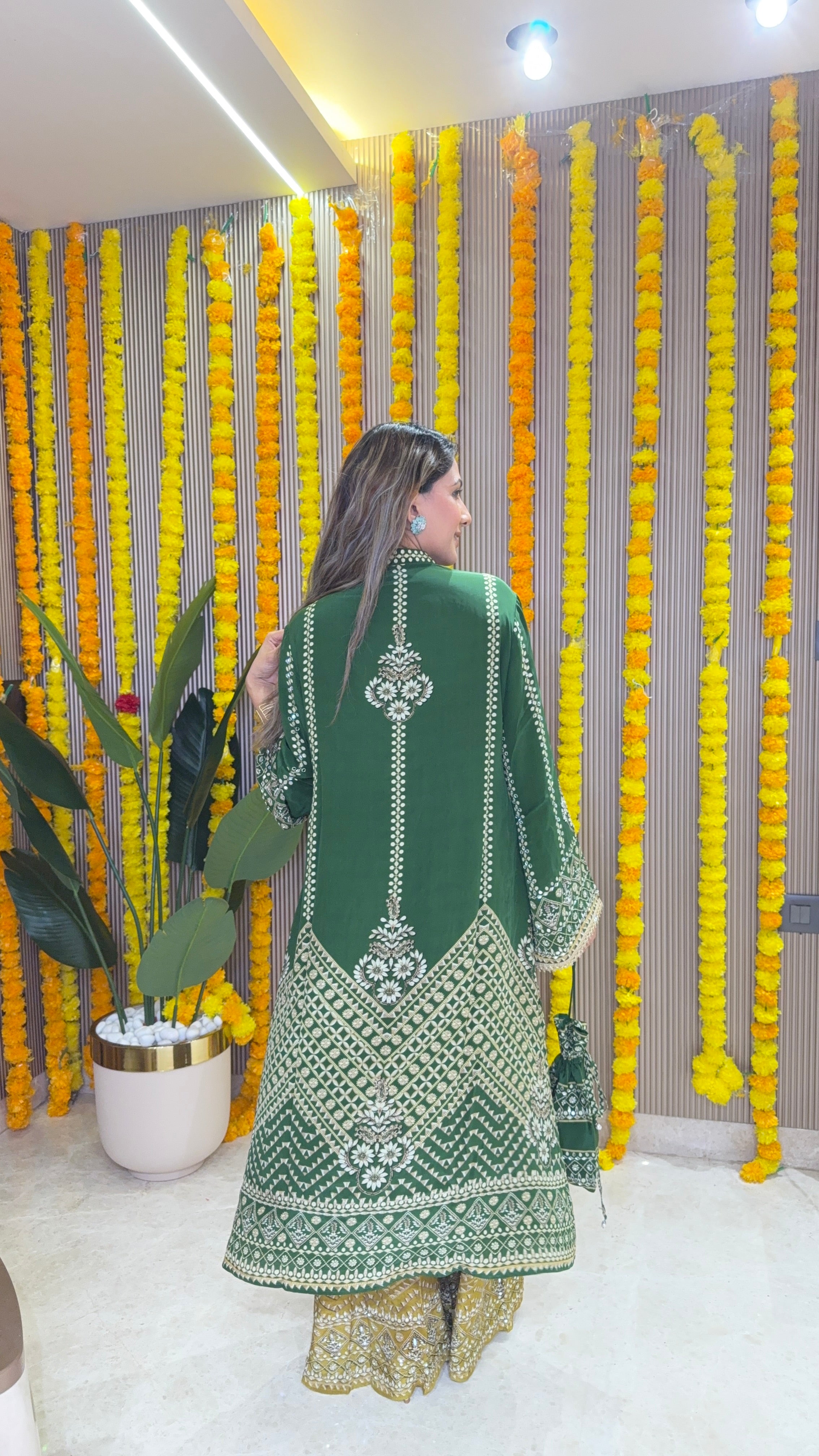 Son Chidhaiya Mustard -Green Kurta Set