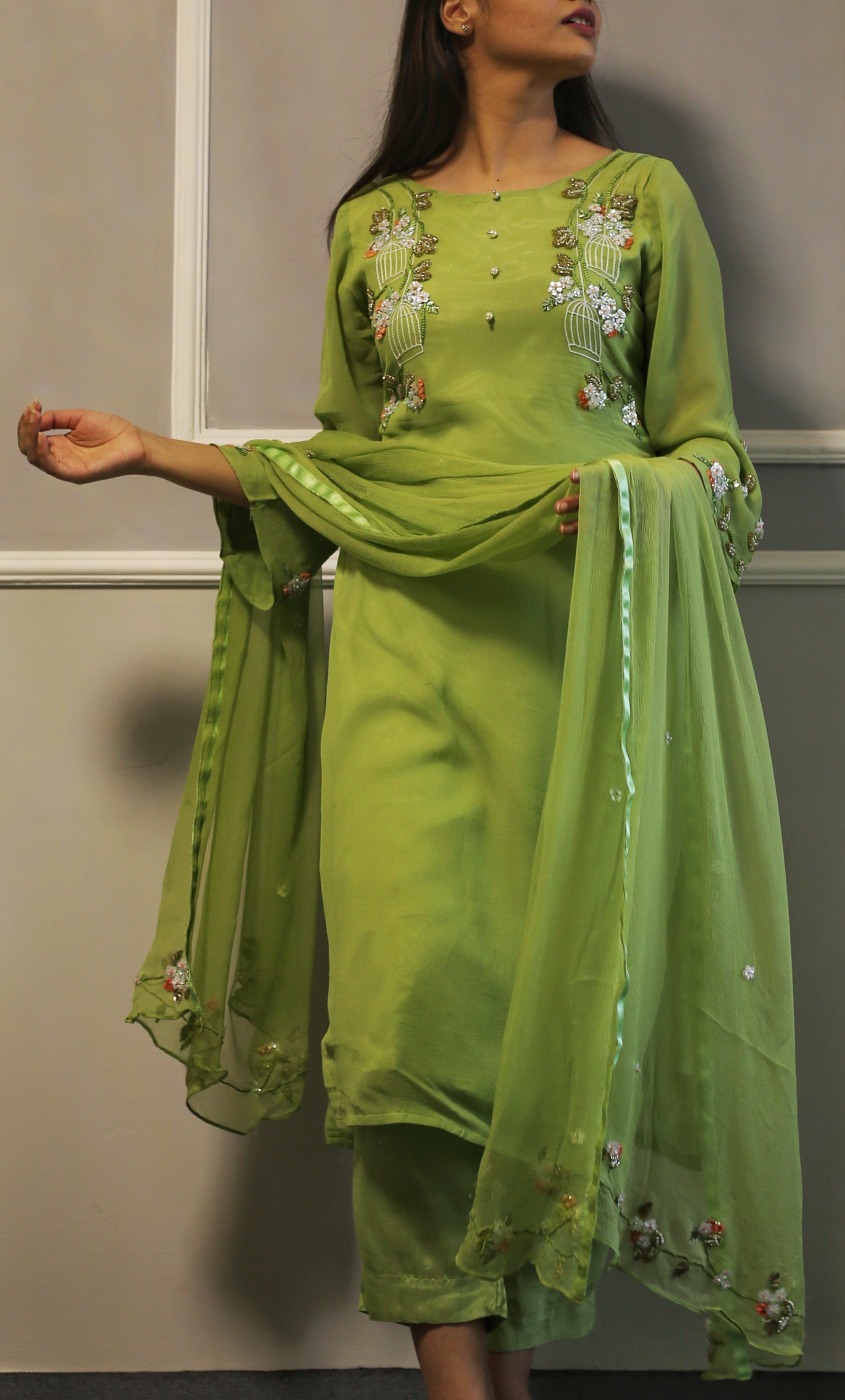 CLEARANCE SALE | PARROT GREEN STRAIGHT KURTA SET