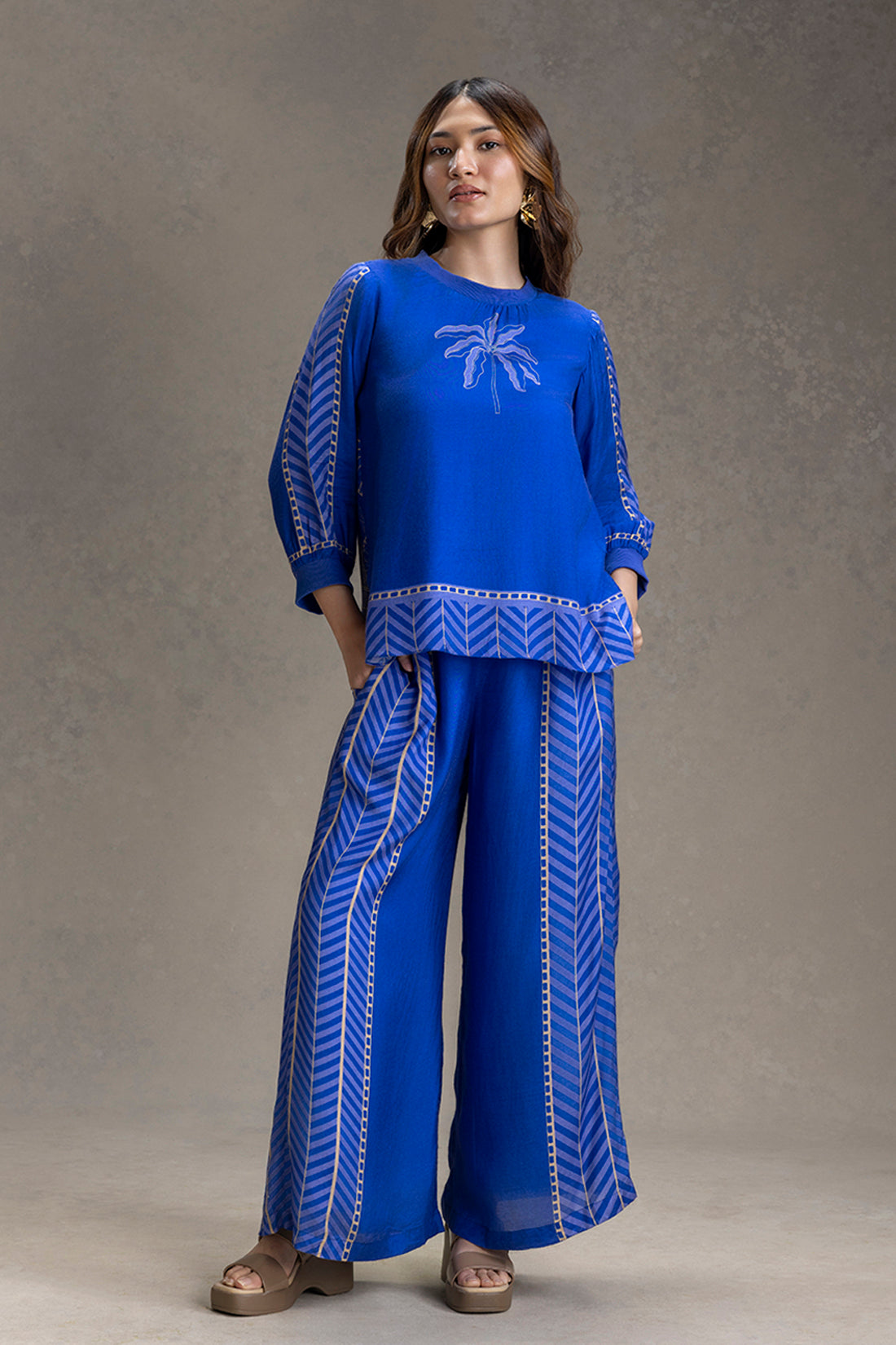 KYOMI PRINTED VACATION CO-ORD SET