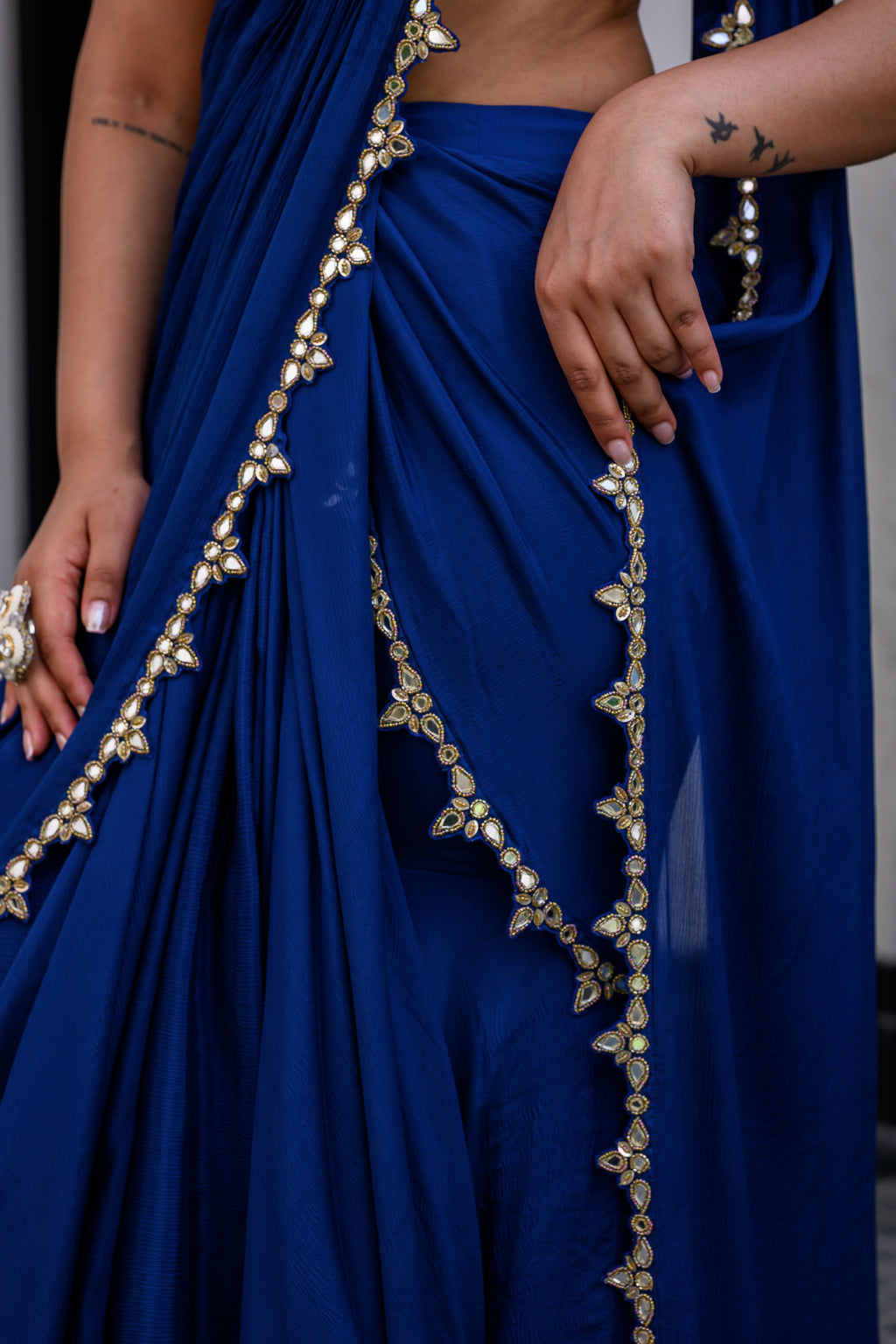 Iris Hand Applique Saree Paidawn With Blouse