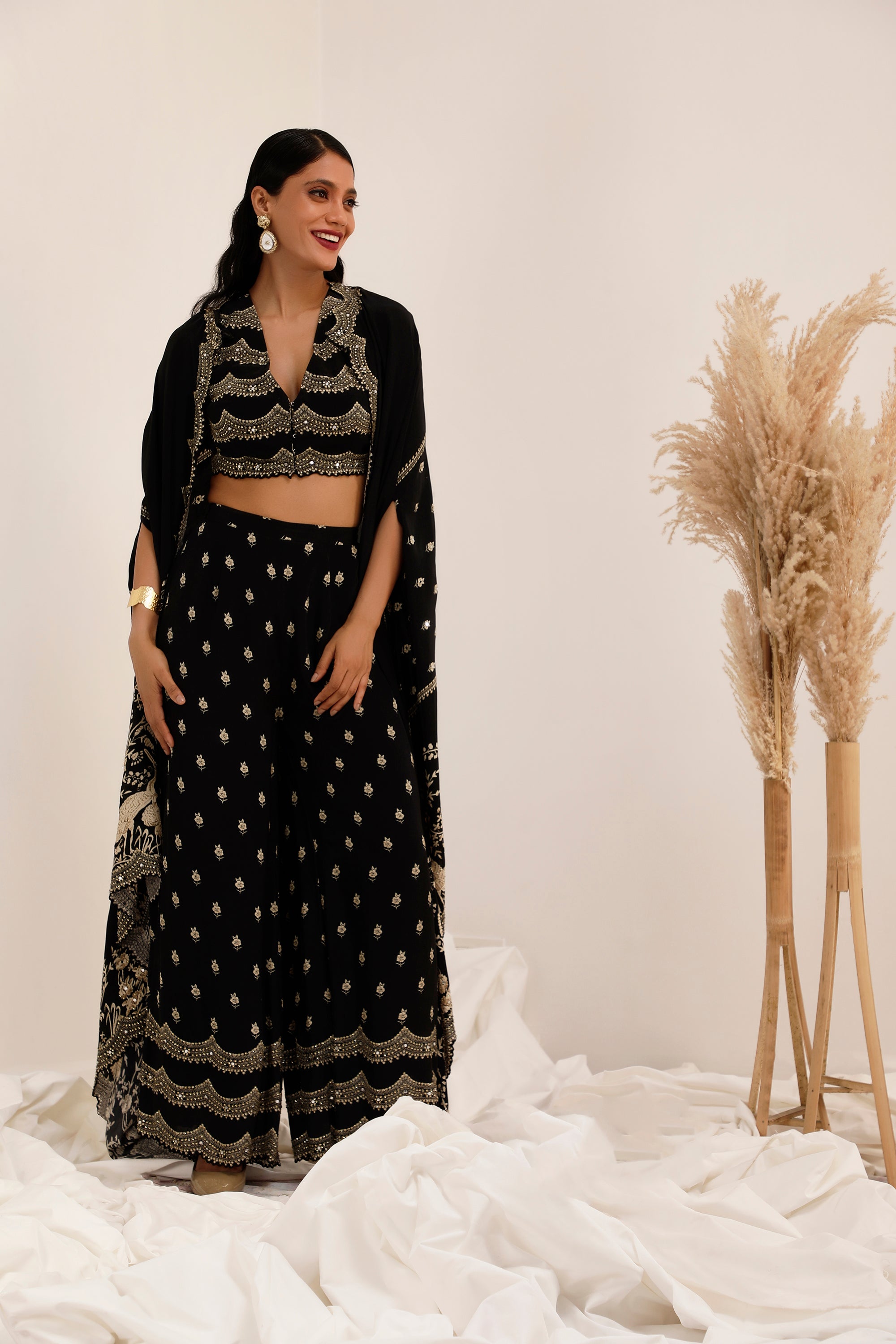 GULSHAN - CAPE SET