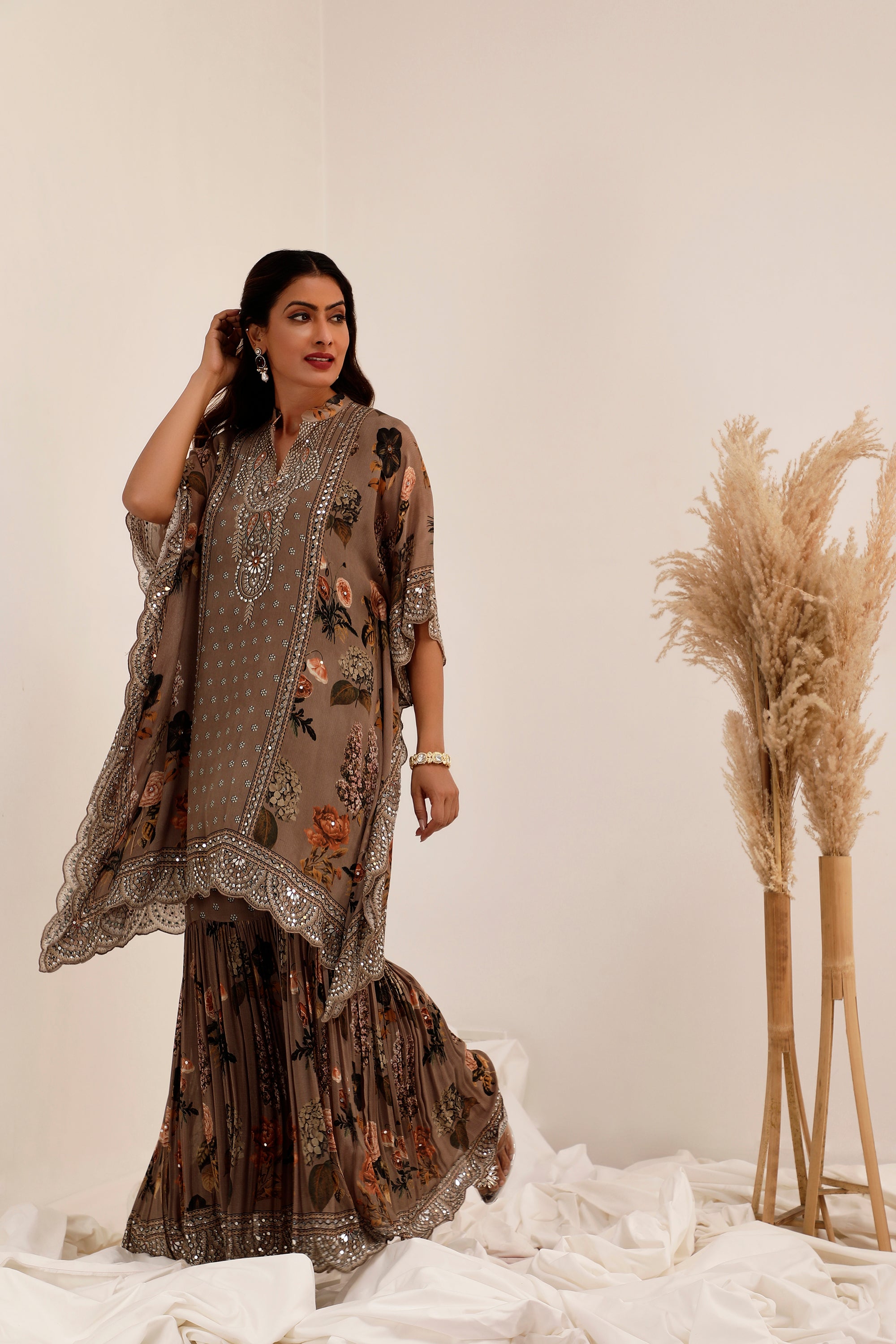 AAINA - KAFTAN SET