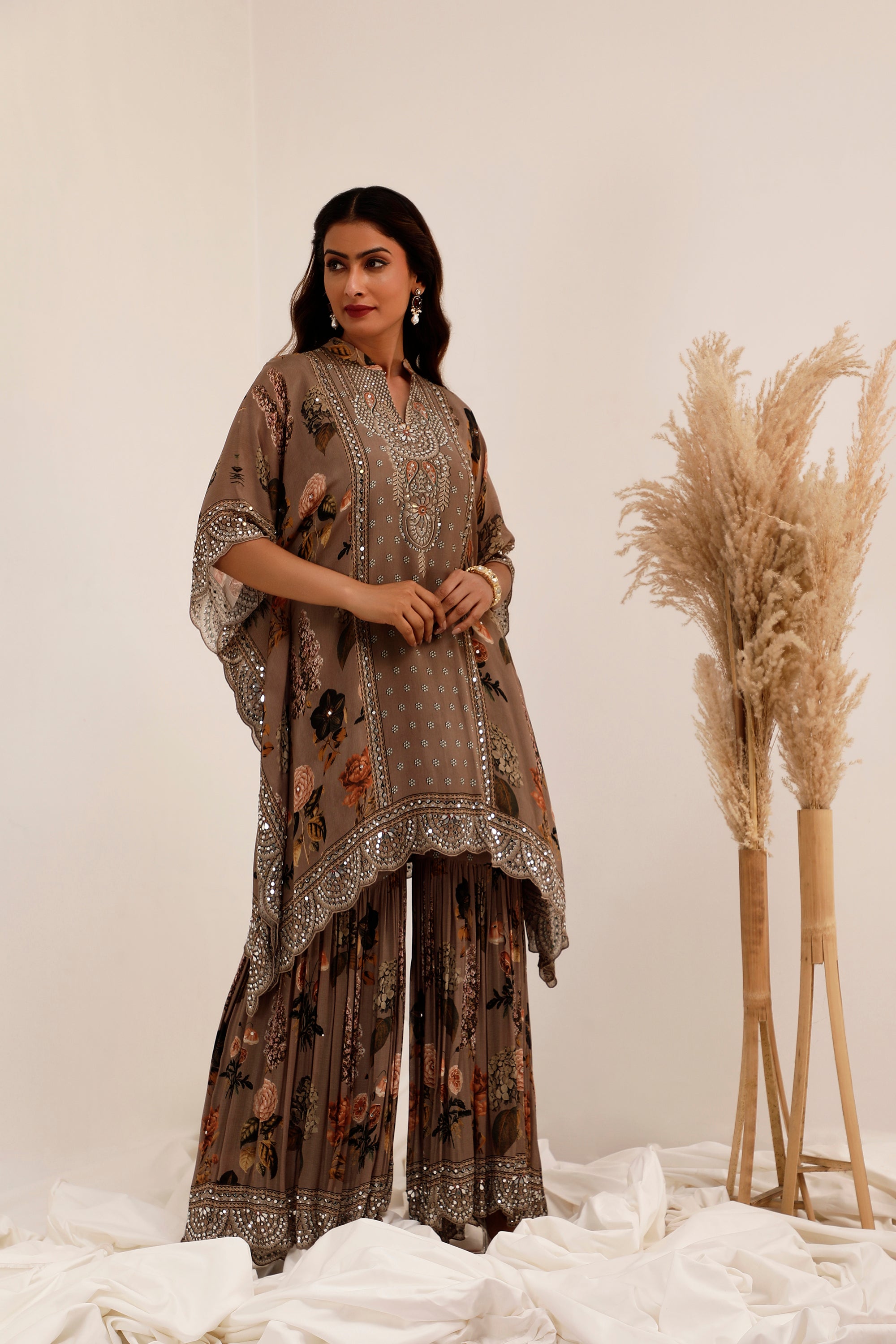 AAINA - KAFTAN SET