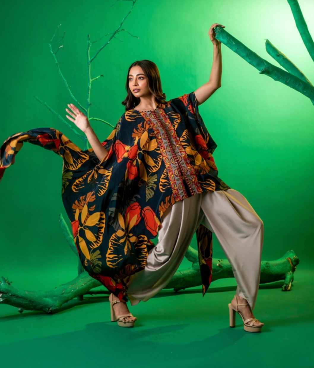 Nightingale Beauty Kaftan & Dhoti Pants